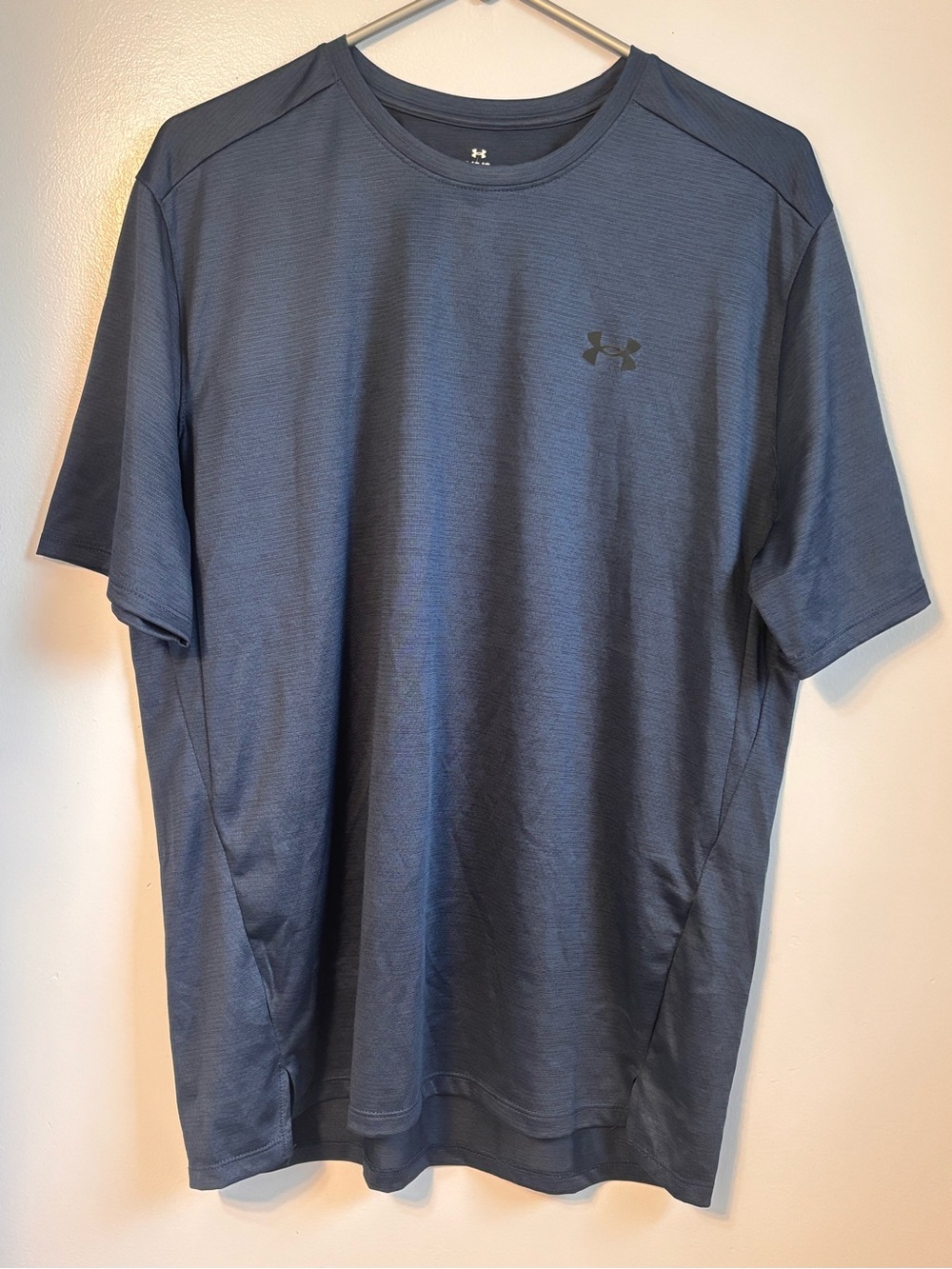 Under Armour Men’s Loose Fit Short Sleeve Performance Tee - Navy Heathered Blue